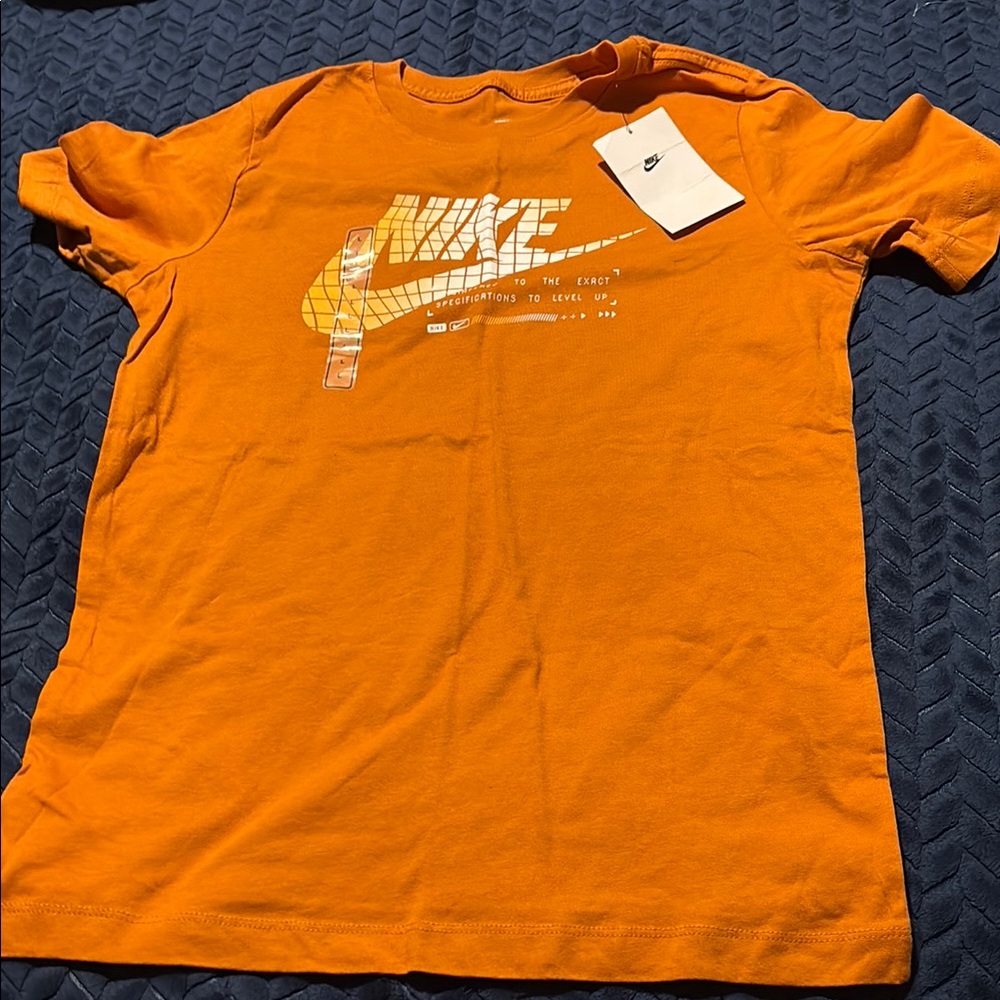 Nike Orange Short Sleeve Tee Vibrant Graphic Design